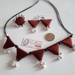 Red Triangle Khann Set