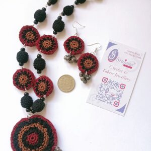 Crochet Circular Pendant Set